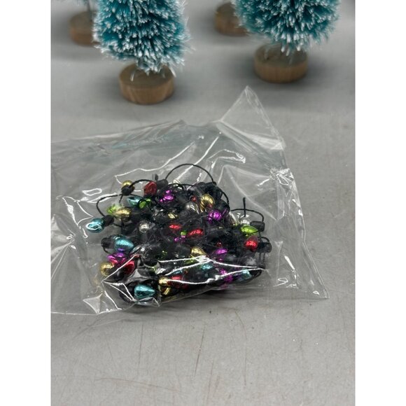 Christmas Set Of 8 Miniature Snow Frosted Bottle Brush Trees Wooden Bases READ - Picture 4 of 7